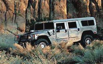 72 Hummer pour la Croix Rouge US