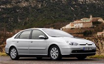 La Citroën C5 reçoit le 2.2 HDi biturbo 173 ch