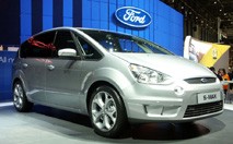 Ford S-MAX : le format intercalaire