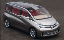 Nissan Amenio : le salon ambulant
