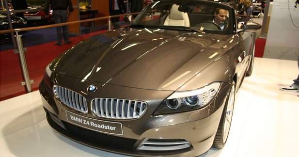 BMW Z4 : elle craque pour un toit en dur rétractable