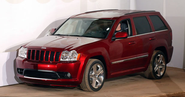 Jeep Grand Cherokee SRT8 : débauche de puissance