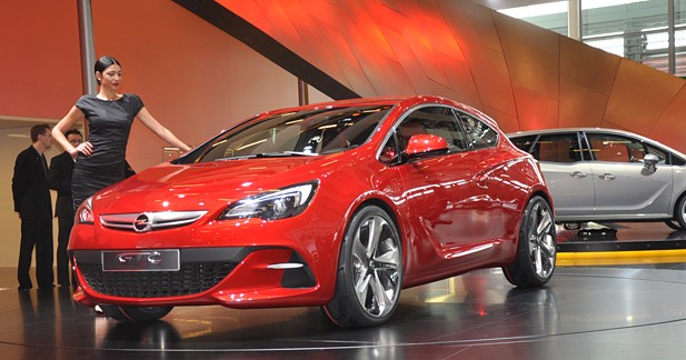 Opel GTC Paris : sculpture en mouvement