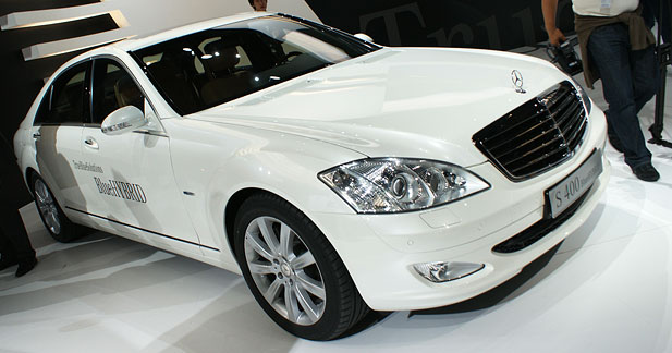 Mercedes S400 BlueHybrid : limousine responsable