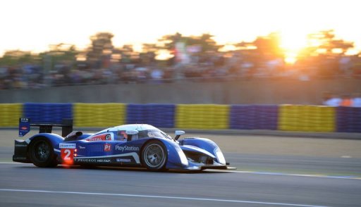 24 Heures du Mans: abandon de la Peugeot N°2, deux Audi en tête