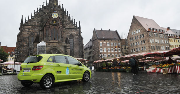 Mercedes a bouclé son tour du monde en Classe B à hydrogène