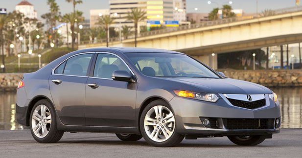 L'Acura TSX 2010 au salon de Chicago.