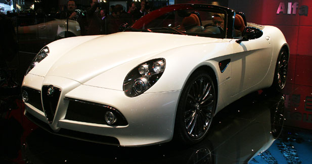 Alfa Romeo 8C Spider : la merveille italienne