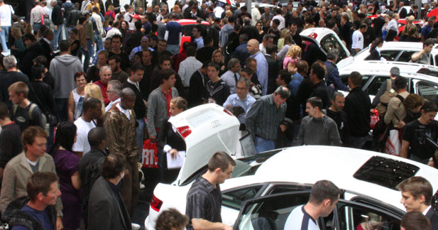 Détente, initiation et évasion au Mondial de l'Automobile
