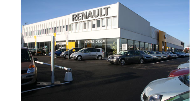5400 emplois supprimés dans le commerce et la réparation auto en 2012
