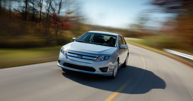 Ford mise beaucoup sur sa Fusion hybride 2010