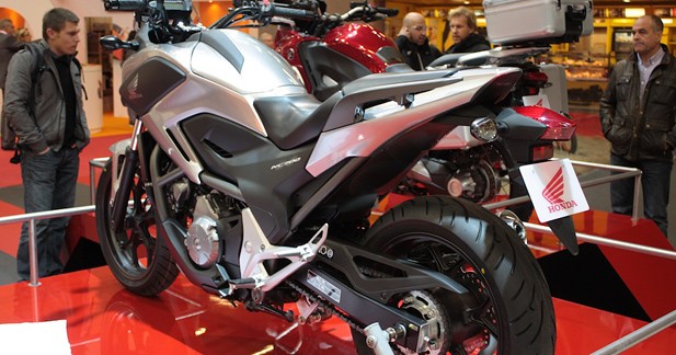 Salon Moto Paris 2011 : Honda NC 700 X et NC 700 S