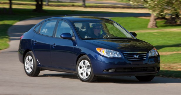 Hyundai Elantra 2011 : des airs de Sonata