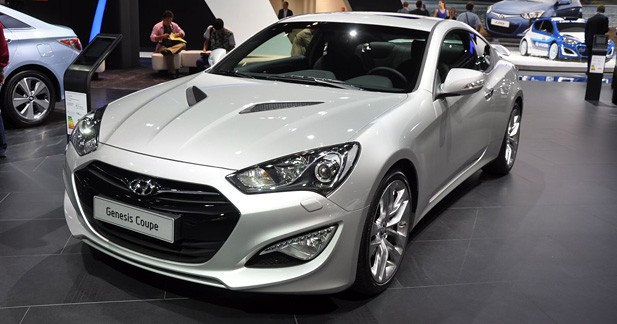 Hyundai Genesis Coupé restylé : plus affirmé