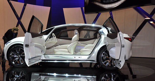 Infiniti Ethera Concept : compacte à part