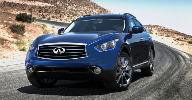 Infiniti FX restylé : du nouveau à Pebble Beach