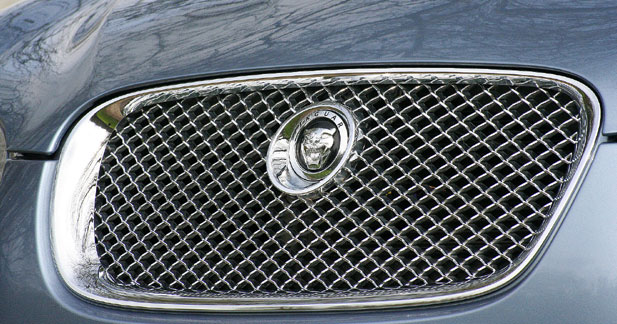 Près de 880 millions d’euros d’aide accordés à Jaguar Land Rover