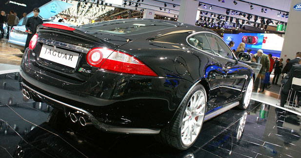 Jaguar XKR-S : le félin affûte ses griffes