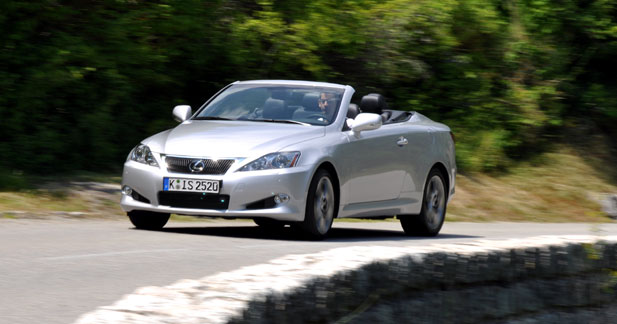 Les tarifs de la Lexus IS 250C