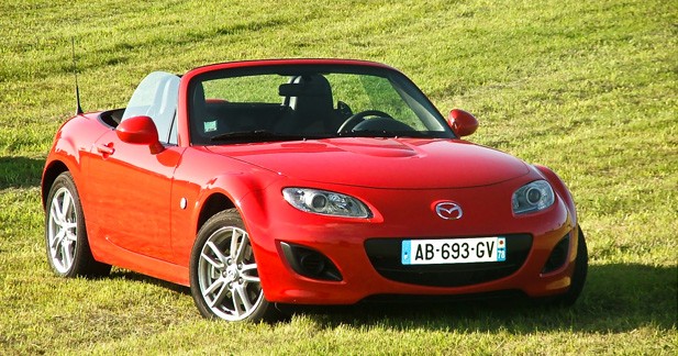 Essai Mazda MX-5 1.8 Elegance : Les vertus de la simplicité