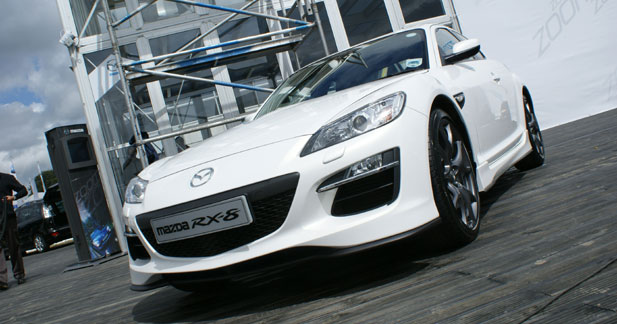 Mazda RX-8 restylée : du muscle à revendre