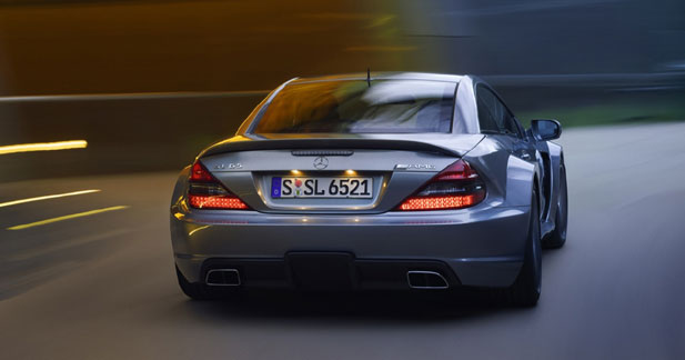 Mercedes SL65 AMG Black Series : back to black
