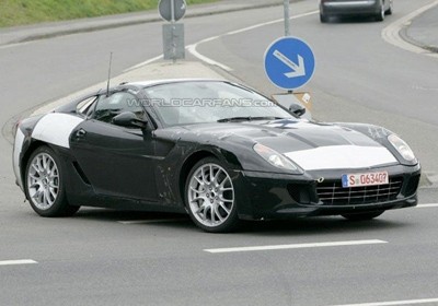 Nouvelle Ferrari Dino : oui ou non ?