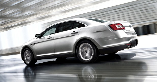 Nouvelle Ford Taurus 2010