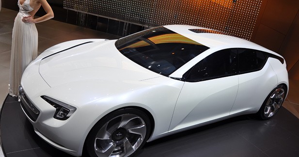 Opel Flextreme GT/E : la CX d’Opel !