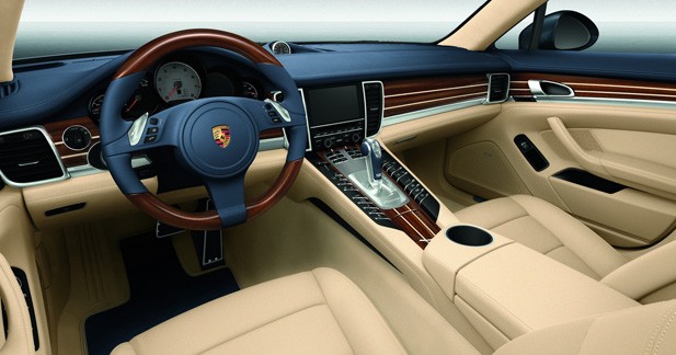La Porsche Panamera fait le plein d'équipements