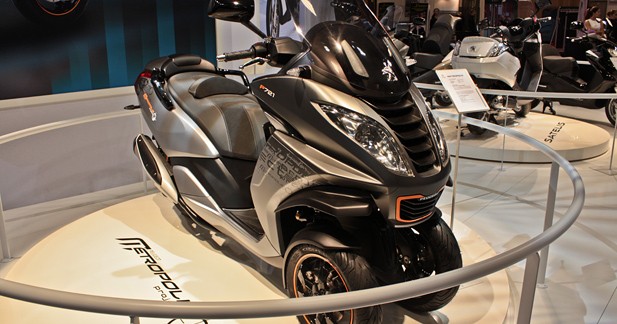 Salon Moto Paris 2011 : Peugeot Metropolis Project 