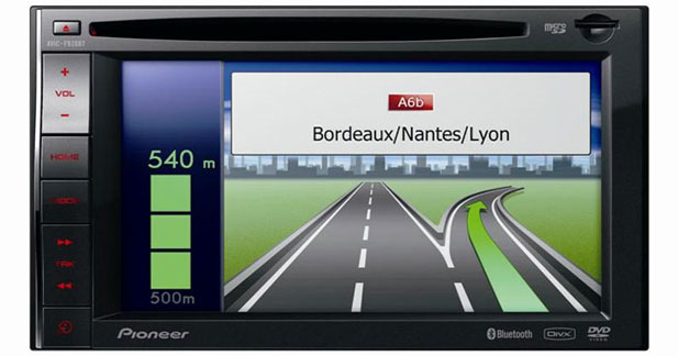 Caraudiovidéo : un navigateur Pioneer à la loupe