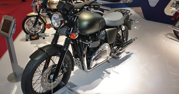 Salon Moto Paris 2011 : Triumph Bonneville Steve Mc Queen