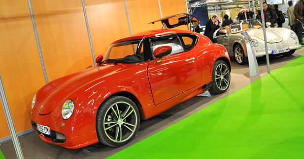La PGO Hemera en visite au salon