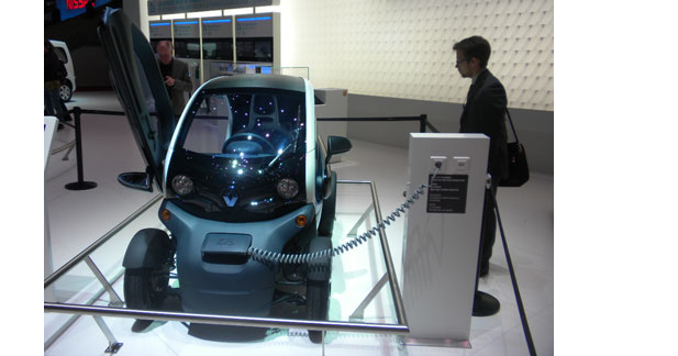 Le Twizy dévoile ses batteries