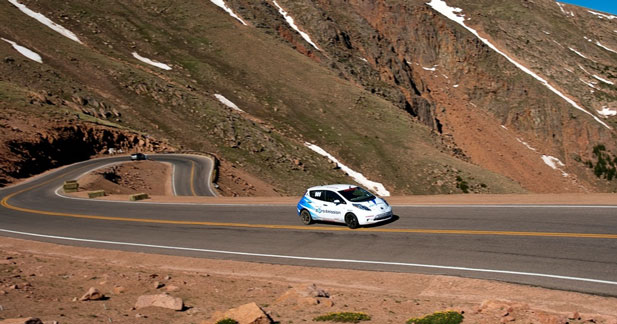 La Leaf s'impose à Pikes Peak dans la catégorie électrique