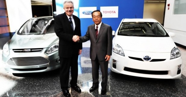 Toyota et Ford vont travailler ensemble sur l'hybride et la voiture communicante