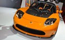 Le roadster Tesla se refait une beauté