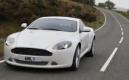 Aston Martin DB9 restylée : la DB9 se repoudre le nez