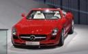 Mercedes SLS AMG Roadster : le papillon tombe le toit et les ailes