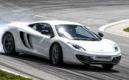 Plus de puissance et de plaisir : McLaren améliore sa MP4-12C