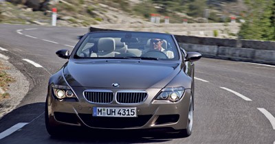 La BMW M6 tombe le toit