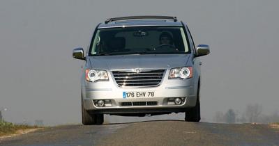 Chrysler Grand Voyager 2.8 CRD : familles, je vous aime