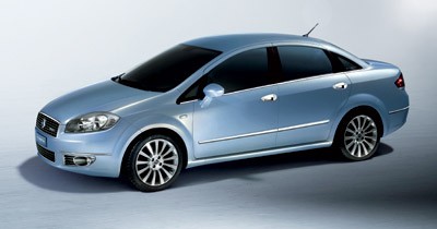 Fiat Linea : la Grande Punto tri-coprs