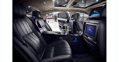 Jaguar dévoile une version encore plus luxueuse de la XJ à Pékin