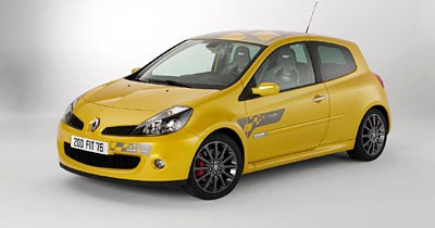 Renault Clio F1 team R27 : Pimp my Clio