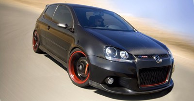 VW Golf R GTI :  black mamba !