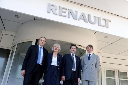 Renault Et Le CEA Signent Un Accord Technologique