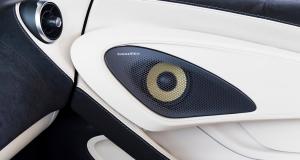 La nouvelle 570 Spider de McLaren s’équipe d’un système hi-fi Bowers & Wilkins