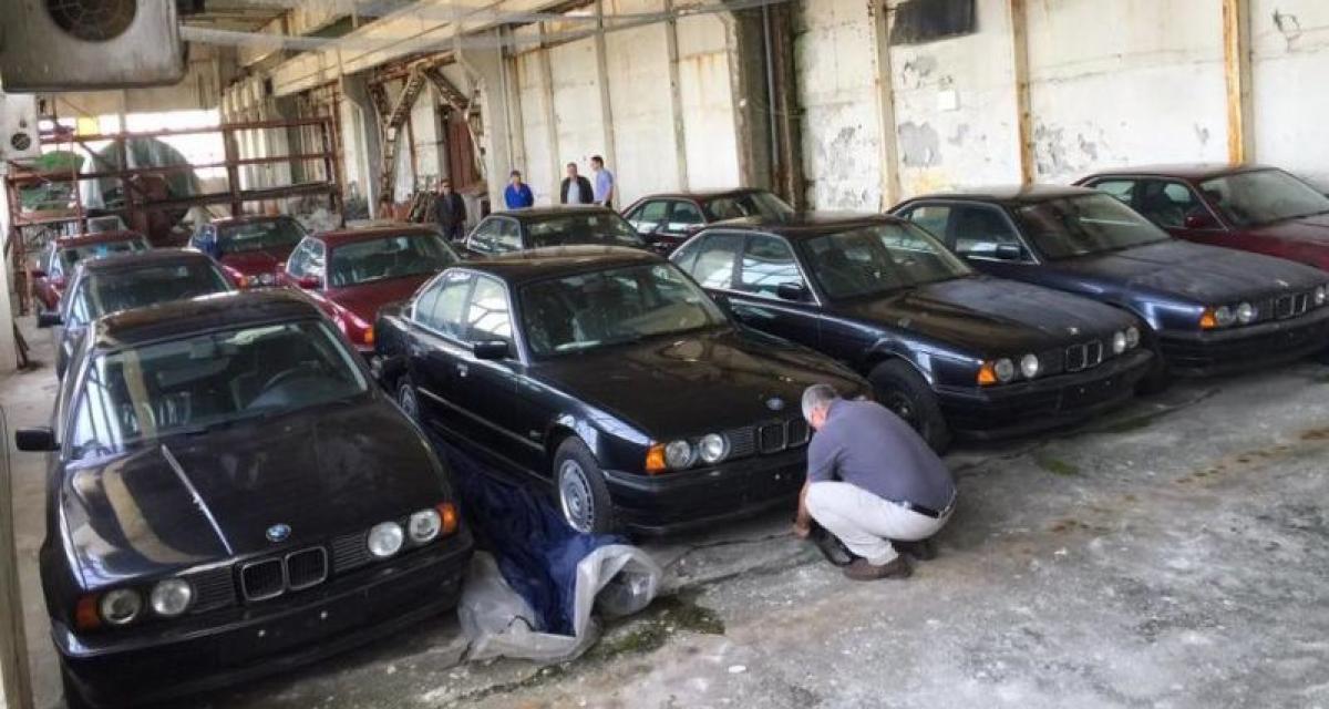 11 BMW de 1994 jamais conduites découvertes dans une usine bulgare